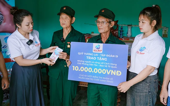 Biểu tượng tổ chức hỗ trợ tại Việt Nam